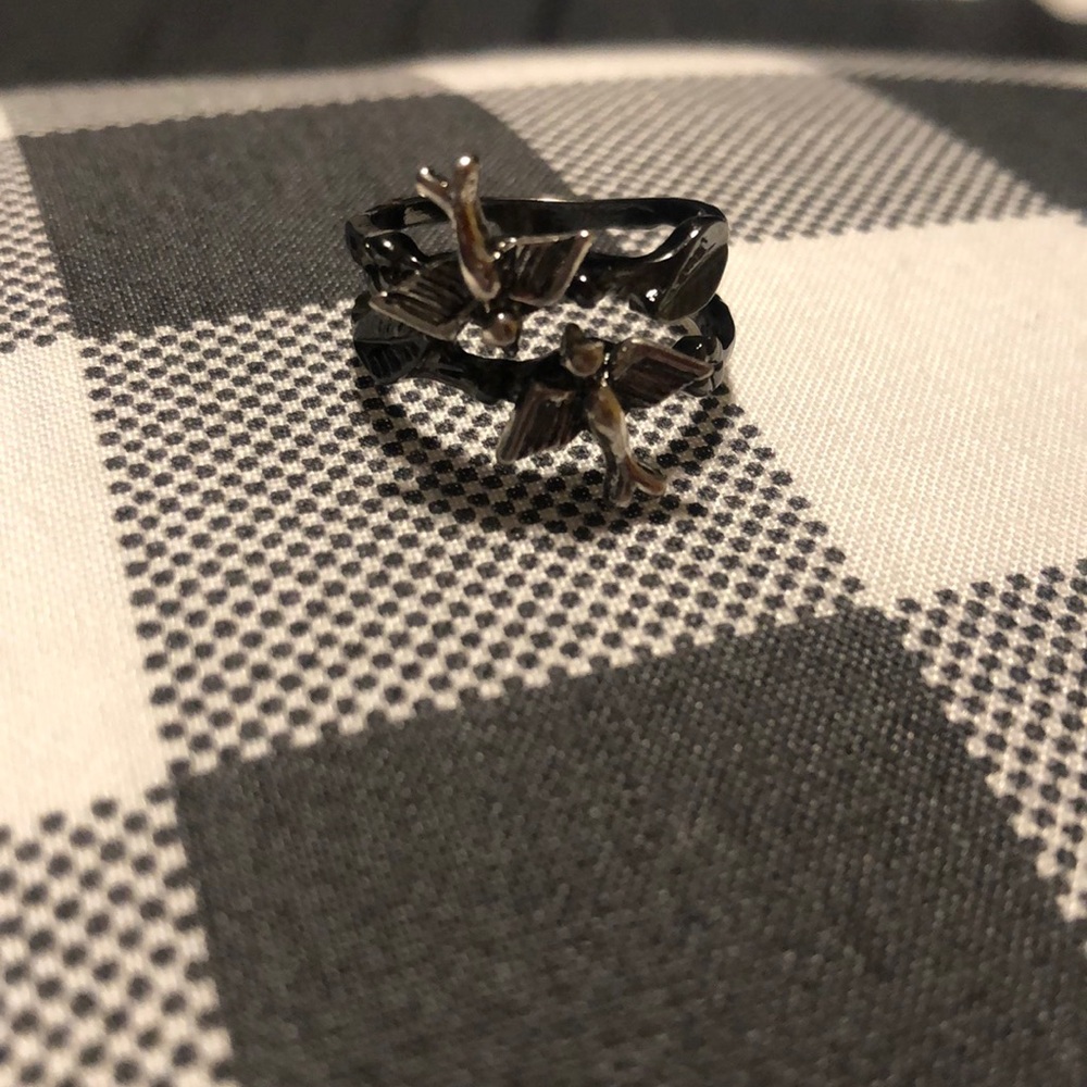 Ring Set 💫 - Picture 5 of 6